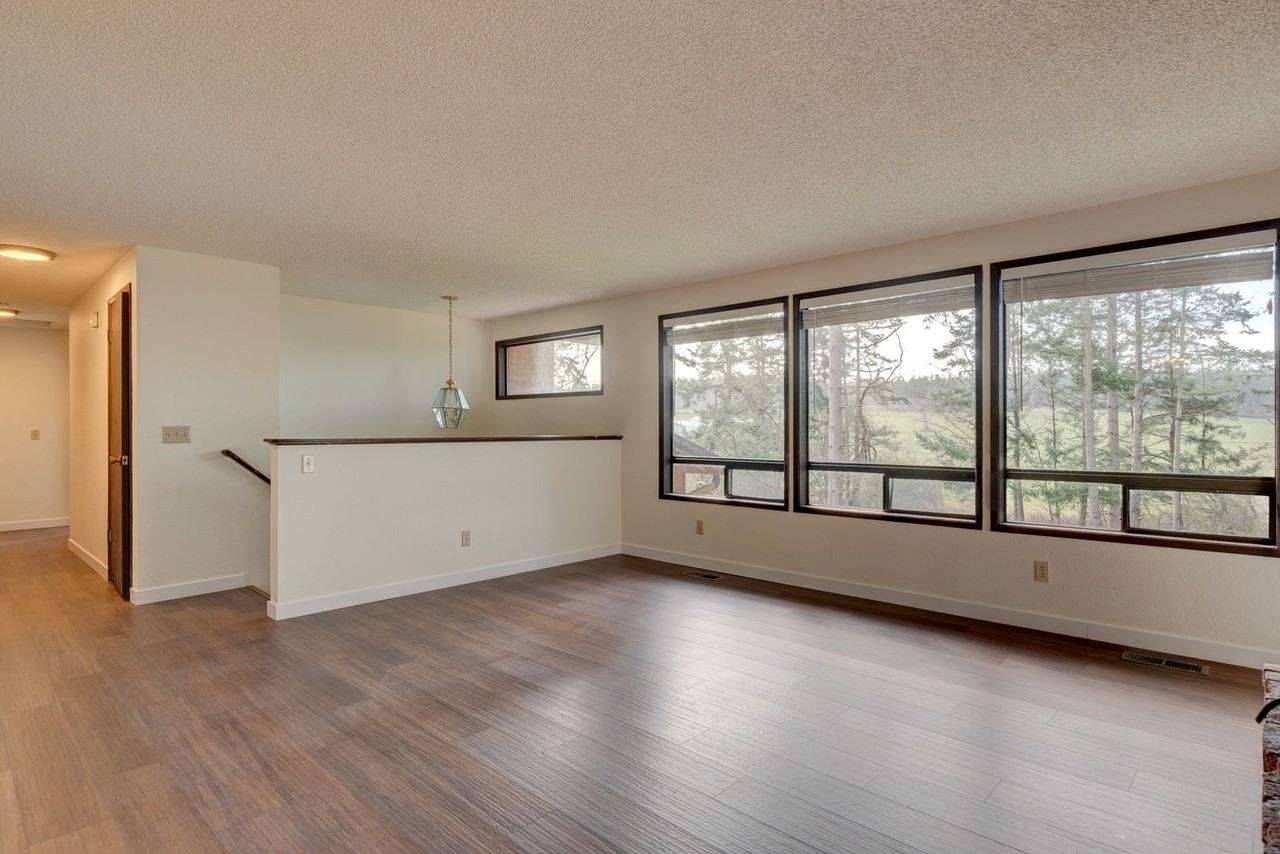 1601 Mckinnon Dr - Photo 7 of 28