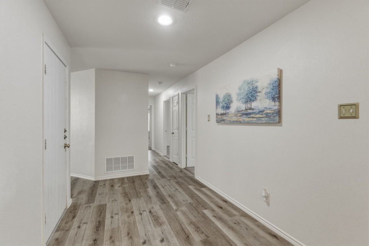 1210 Augustin Dr - Photo 2 of 40