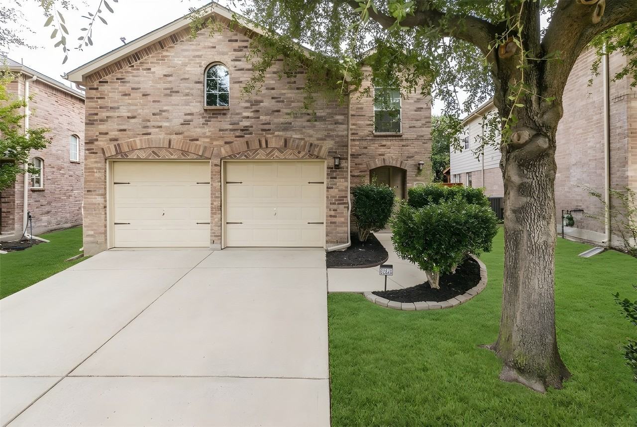 10640 Colfax Dr - Photo 2 of 25