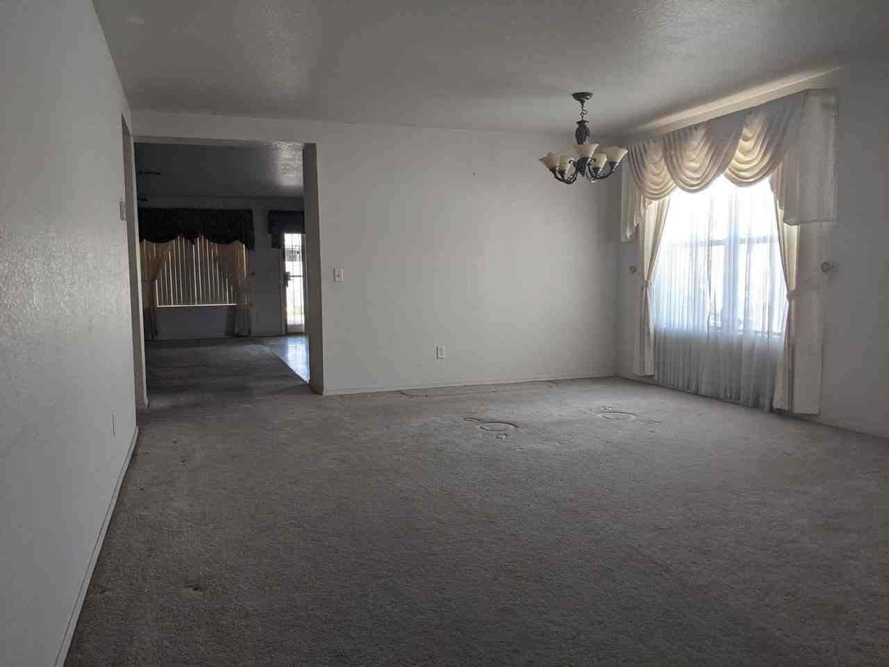 6292 S Avenue De La Chandelle - Photo 3 of 17