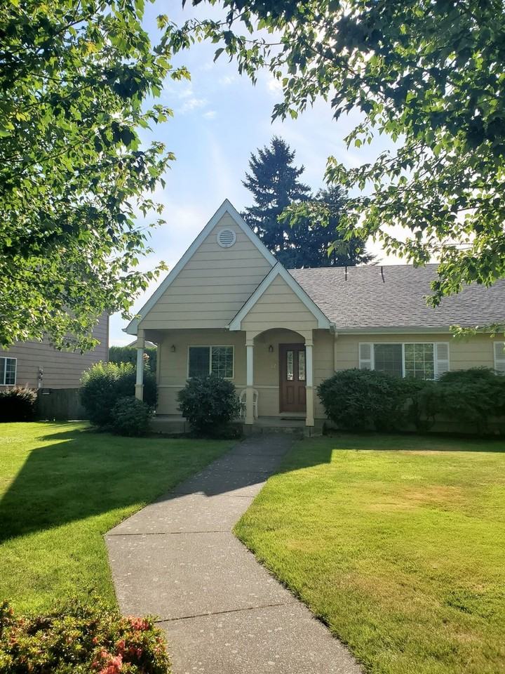 2932 Matt Dr - Photo 2 of 20