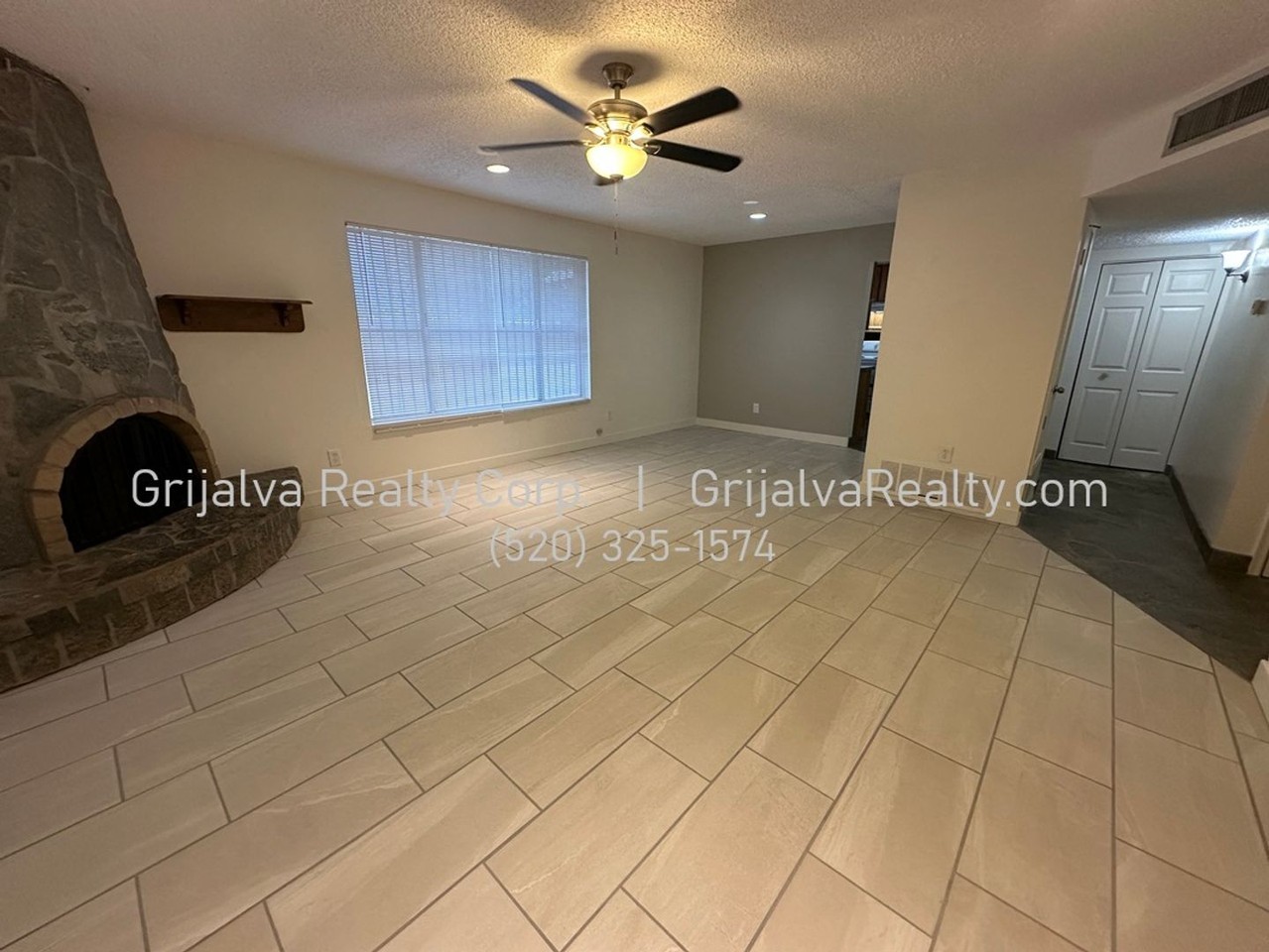 3505 W Alana Ln - Photo 3 of 17