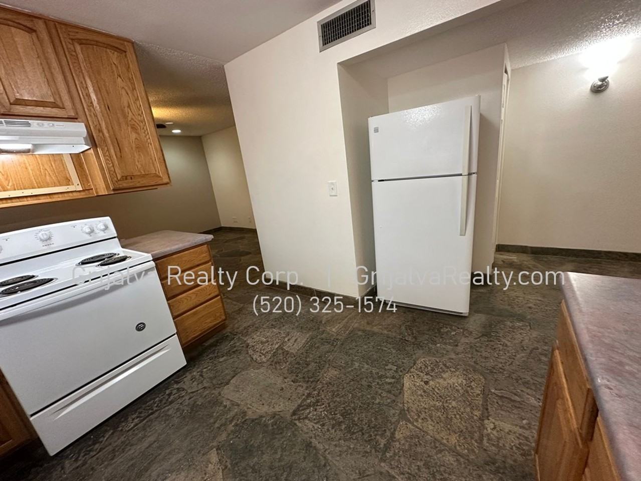 3505 W Alana Ln - Photo 5 of 17
