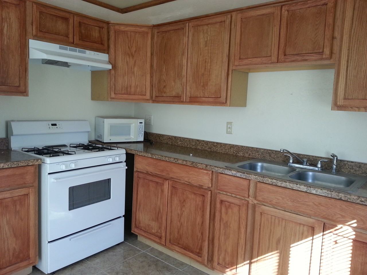 470 C St #3 - Photo 3 of 11
