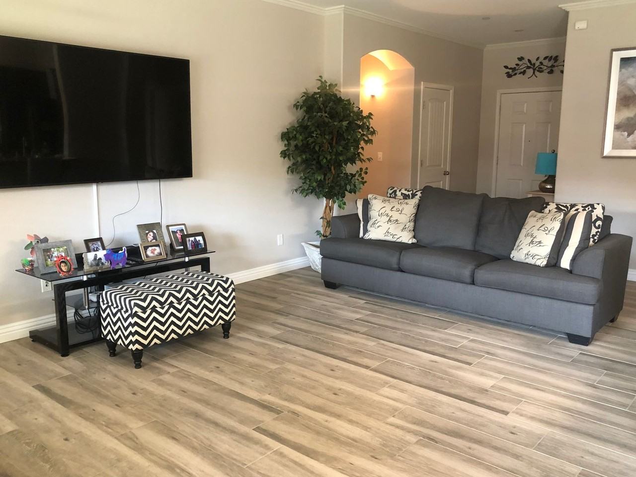 1492 El Paso Ave - Photo 2 of 20