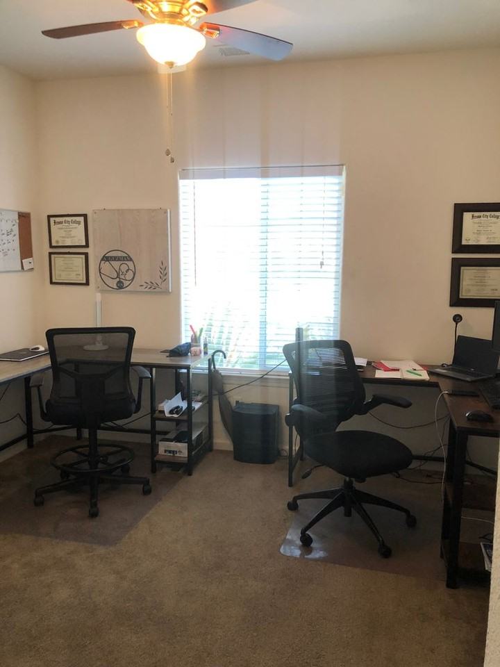 1492 El Paso Ave - Photo 4 of 20