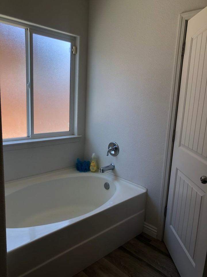 1492 El Paso Ave - Photo 3 of 27