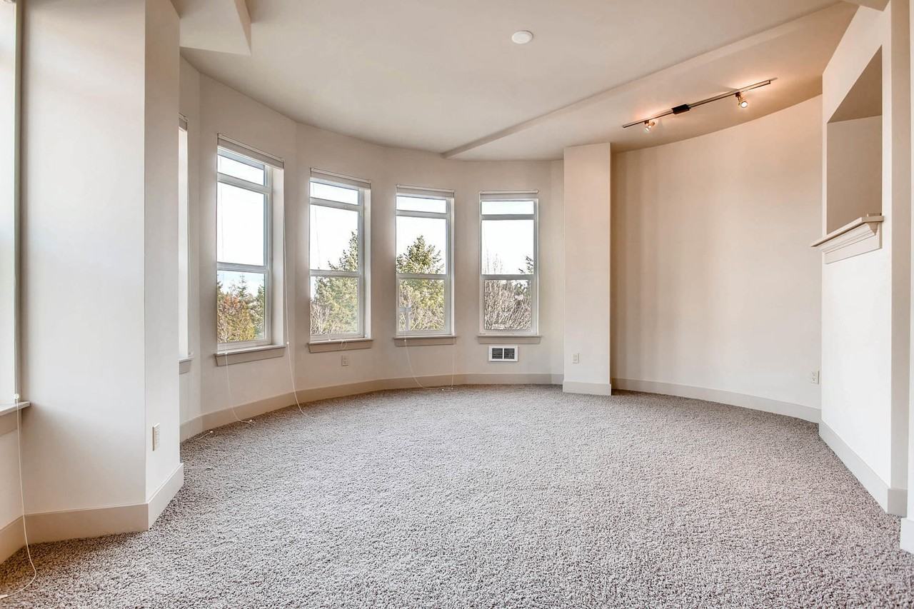 7800 Se 27th St #305 - Photo 7 of 28