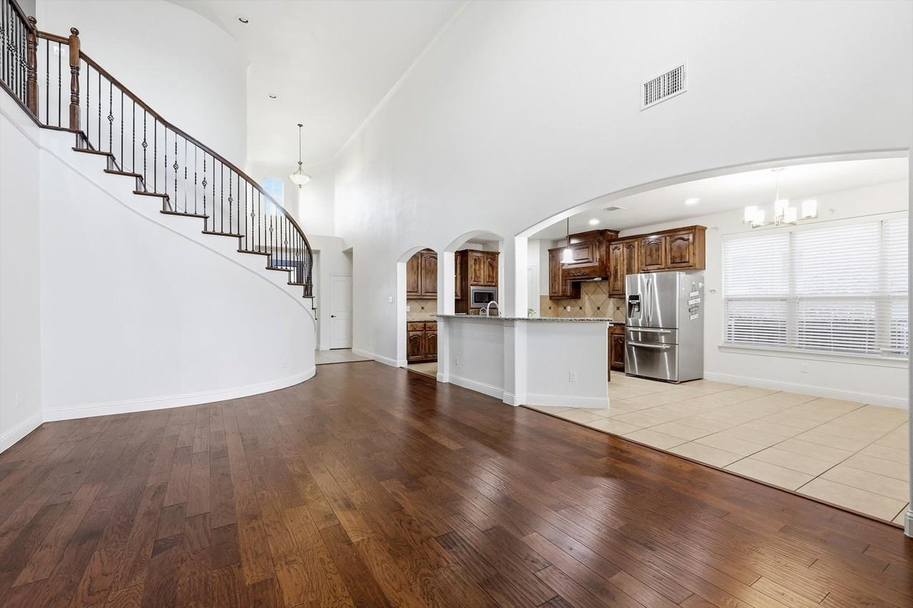 3600 Bright Star Way - Photo 5 of 29