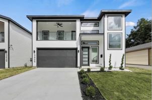 featured image of 3424 Ladd St