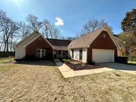 featured image of 141 Victoria Dr
