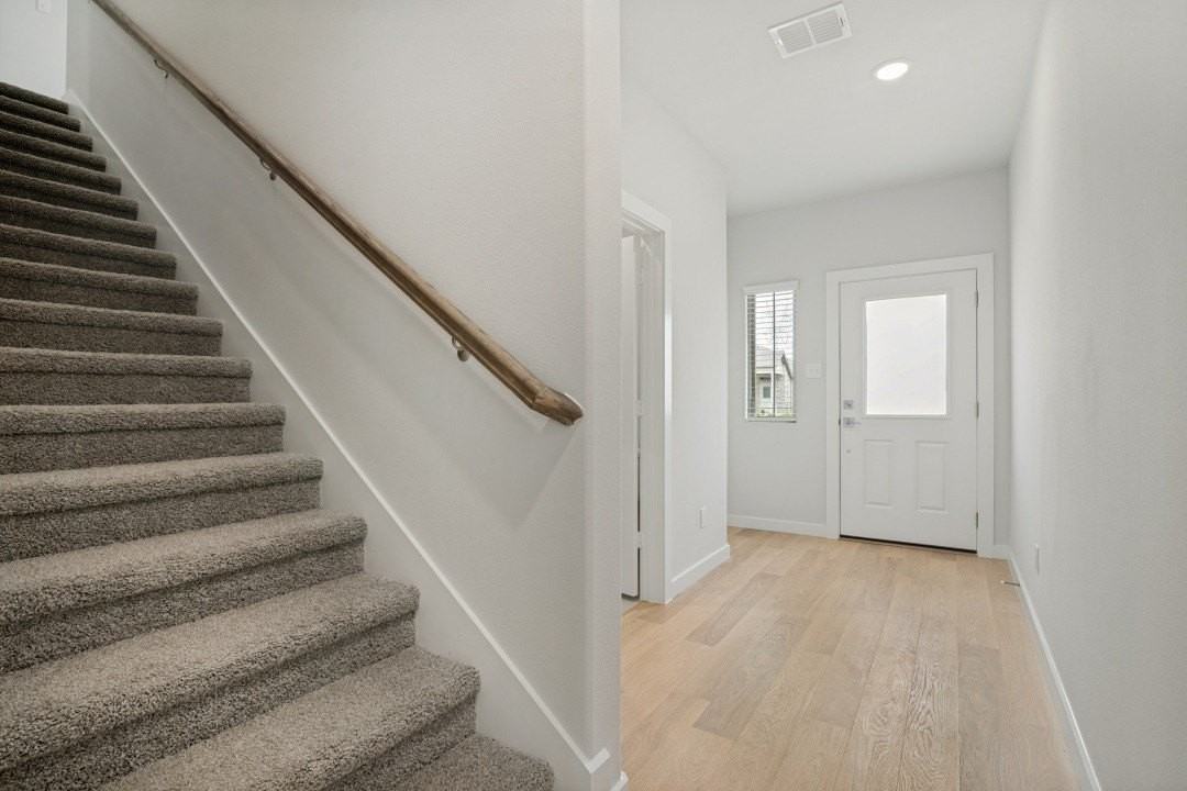 865 River Ln - Photo 3 of 25
