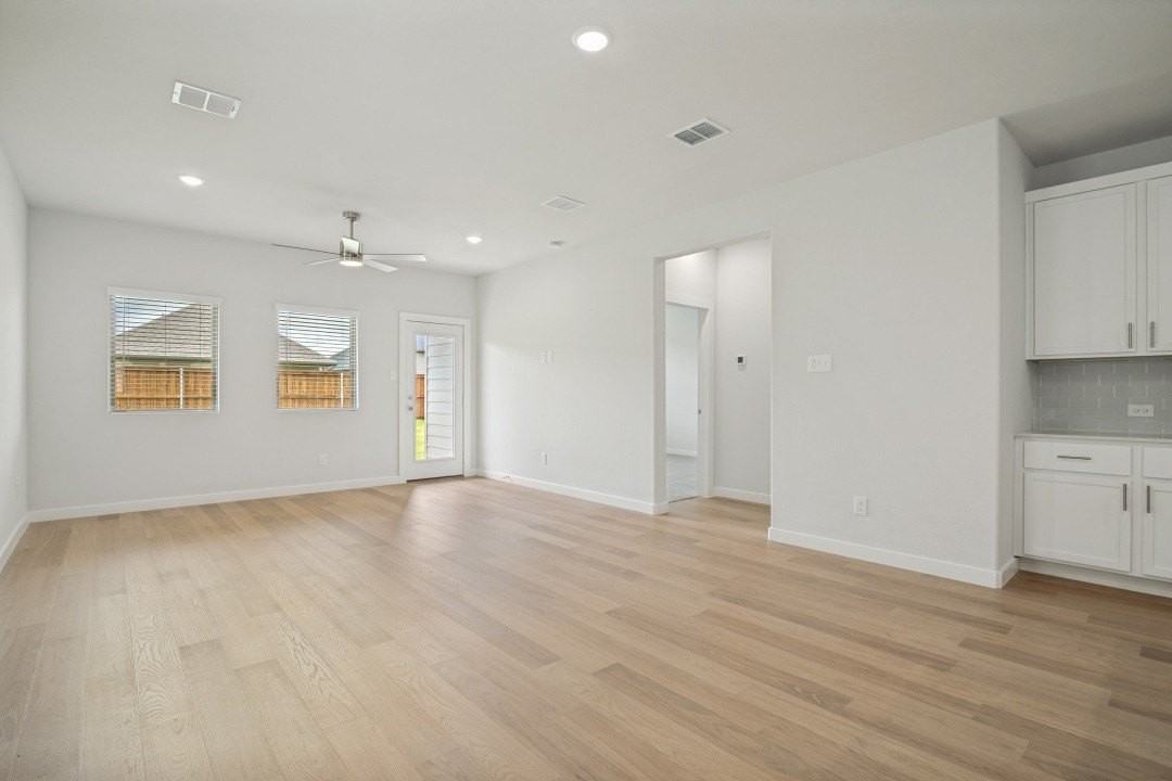 865 River Ln - Photo 6 of 25