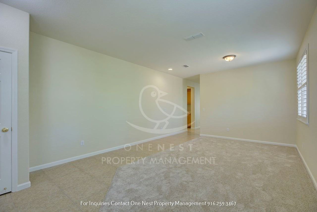 1228 Waverton Ln - Photo 2 of 22