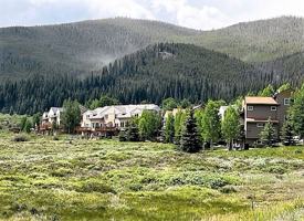 featured image of 592 Meadow Wood Cir
