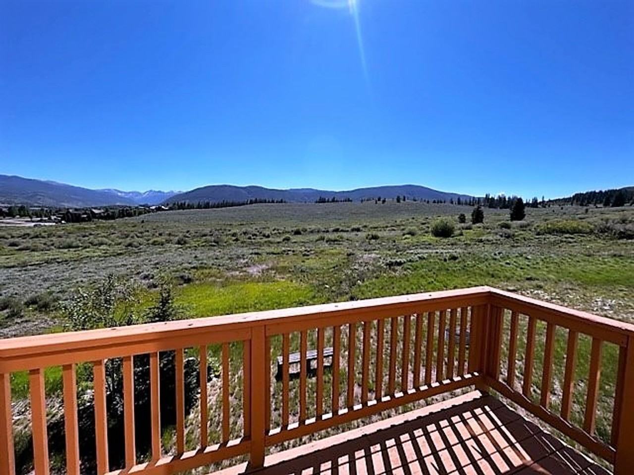 592 Meadow Wood Cir - Photo 6 of 23