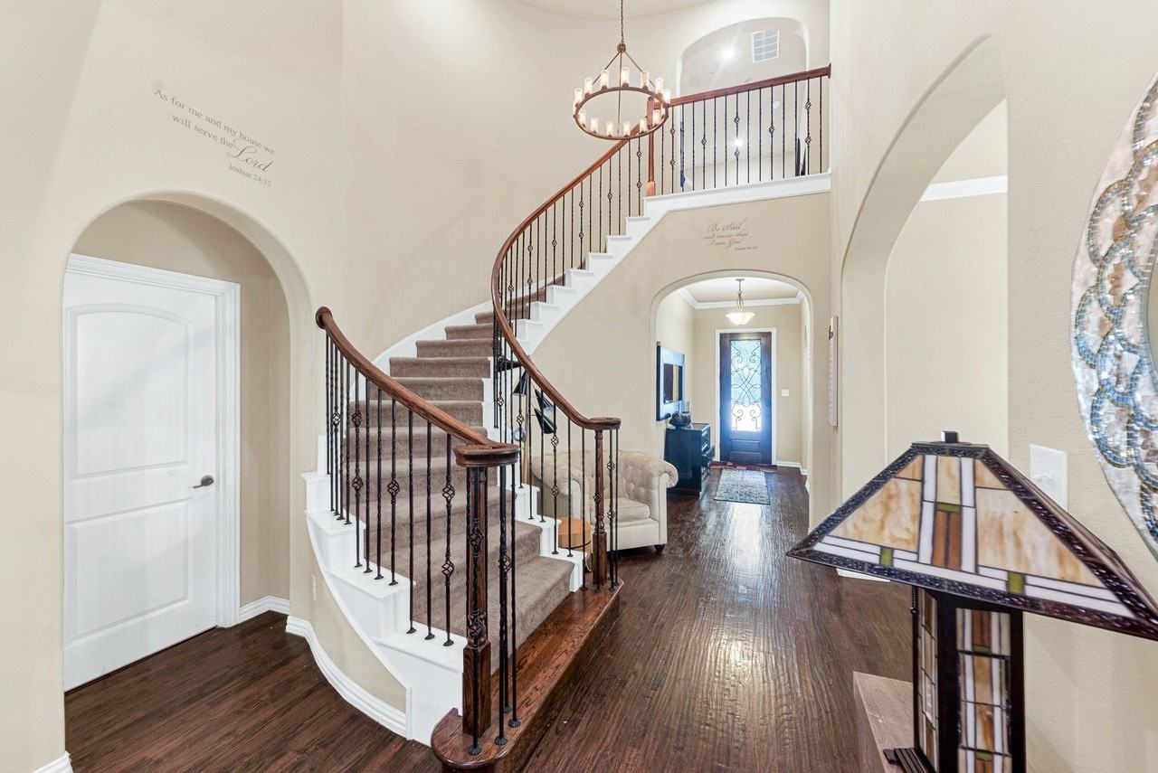 6913 San Juan Trl - Photo 3 of 23