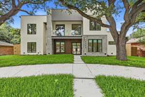 featured image of 3135 Walnut Hill Ln
