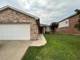 10445 Hideaway Trl - Photo 1 of 1