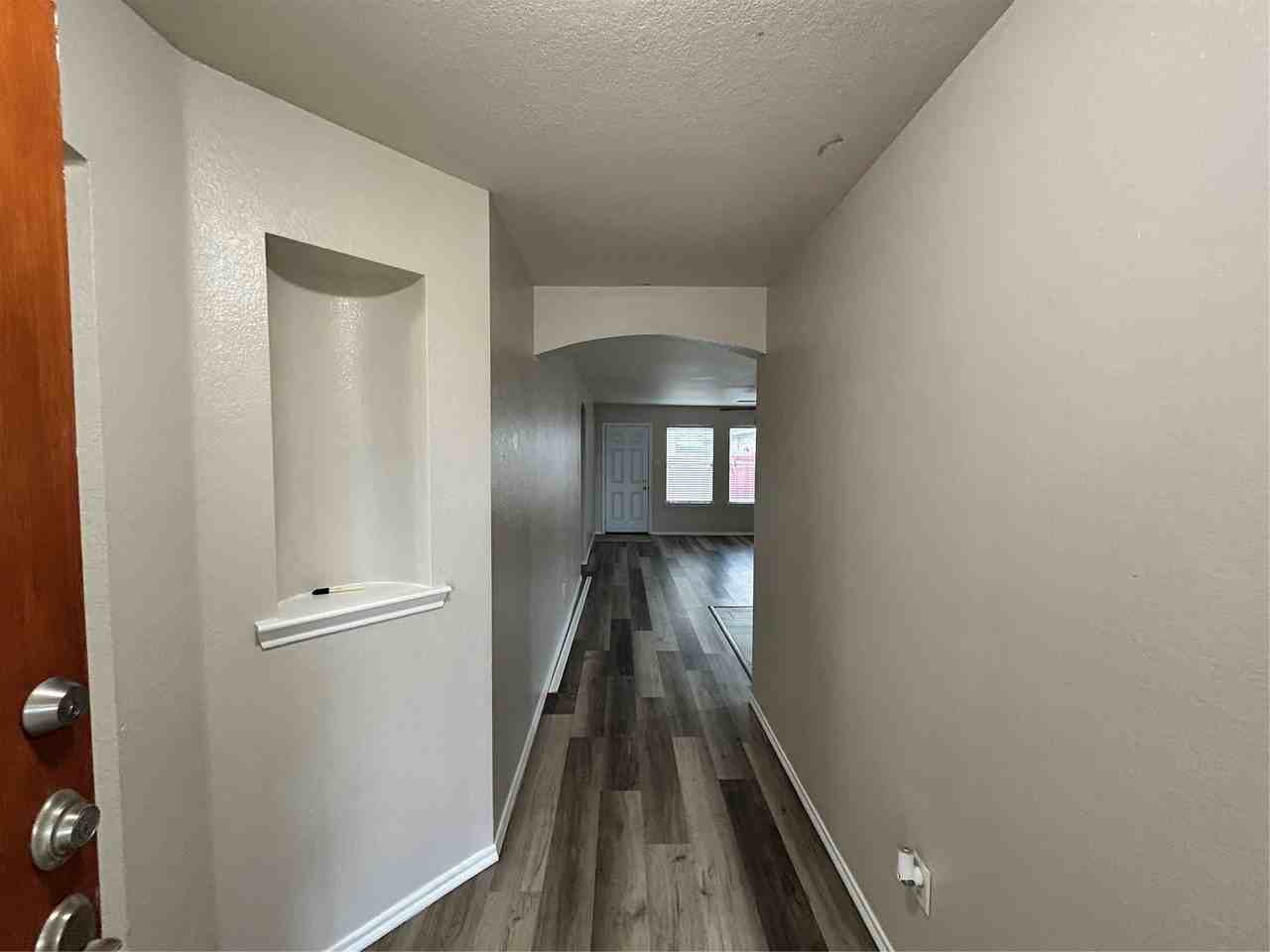 10445 Hideaway Trl - Photo 2 of 15