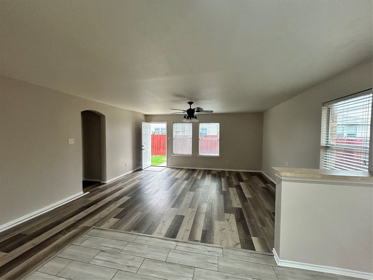 10445 Hideaway Trl - Photo 4 of 15