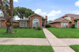 605 English Oak Dr - Photo 1 of 1