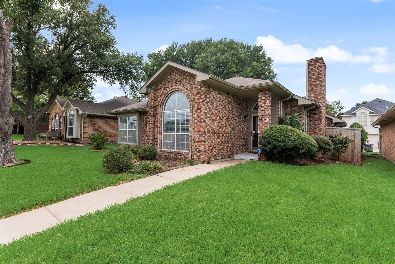 605 English Oak Dr - Photo 3 of 25