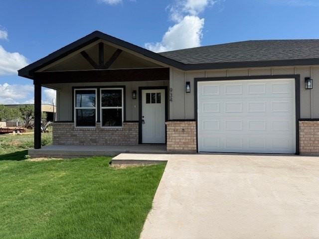 934 Minda St - Photo 2 of 17