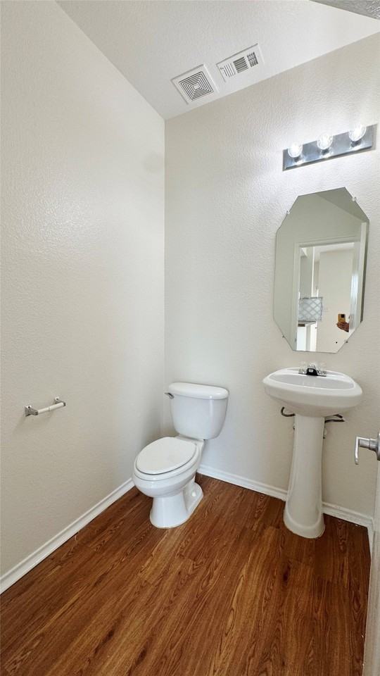 2260 Stonebrook Ln - Photo 6 of 14