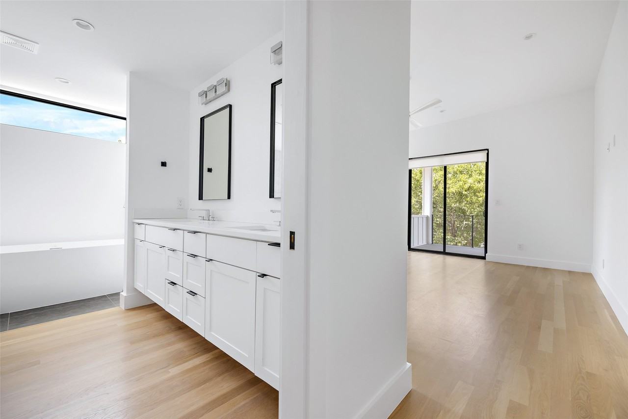 800 S Glasgow Dr #800 - Photo 7 of 18