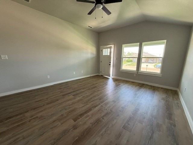 942 Minda St - Photo 3 of 17