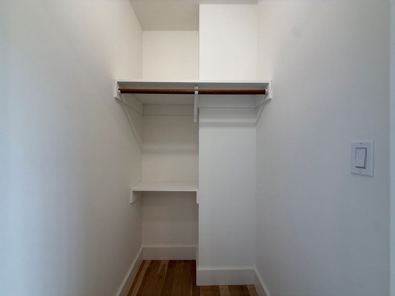 427 Huron Ave #2 - Photo 5 of 8