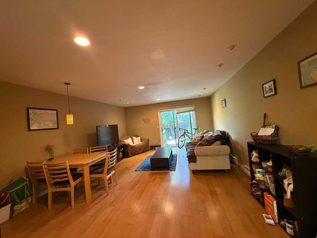 2657 Juniper Ave - Photo 4 of 17