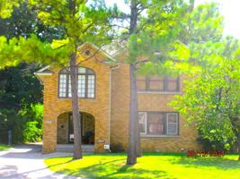 featured image of 1414 N Drexel Blvd