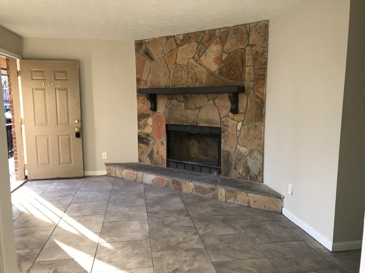152 Forest Pl #152 - Photo 2 of 10
