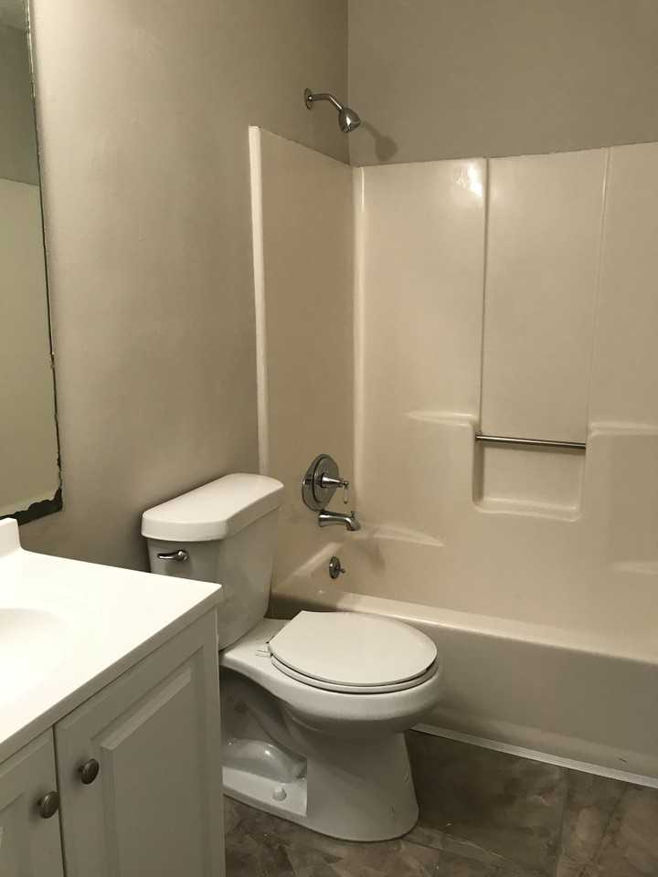 152 Forest Pl #152 - Photo 6 of 10