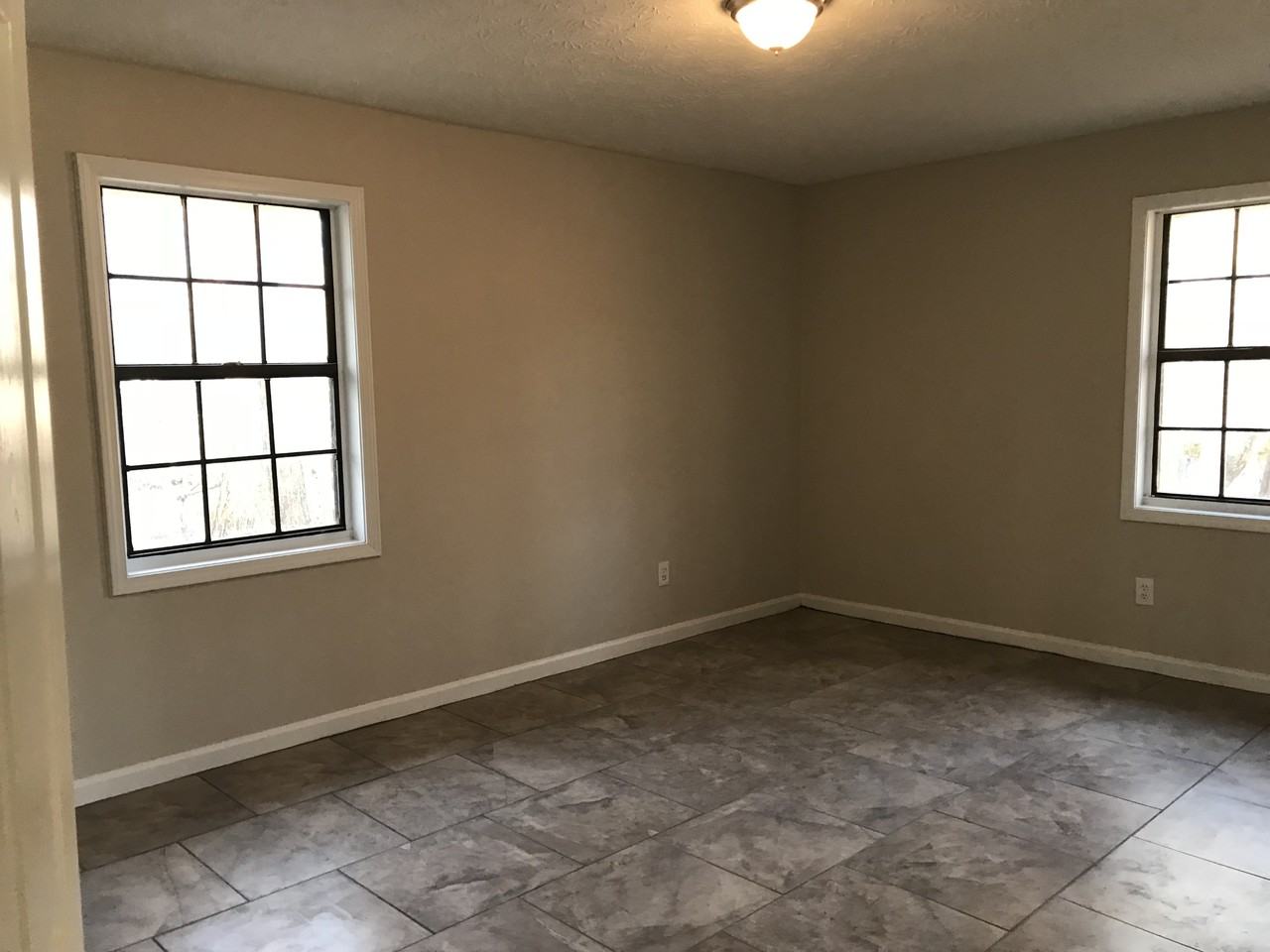 152 Forest Pl #152 - Photo 7 of 10