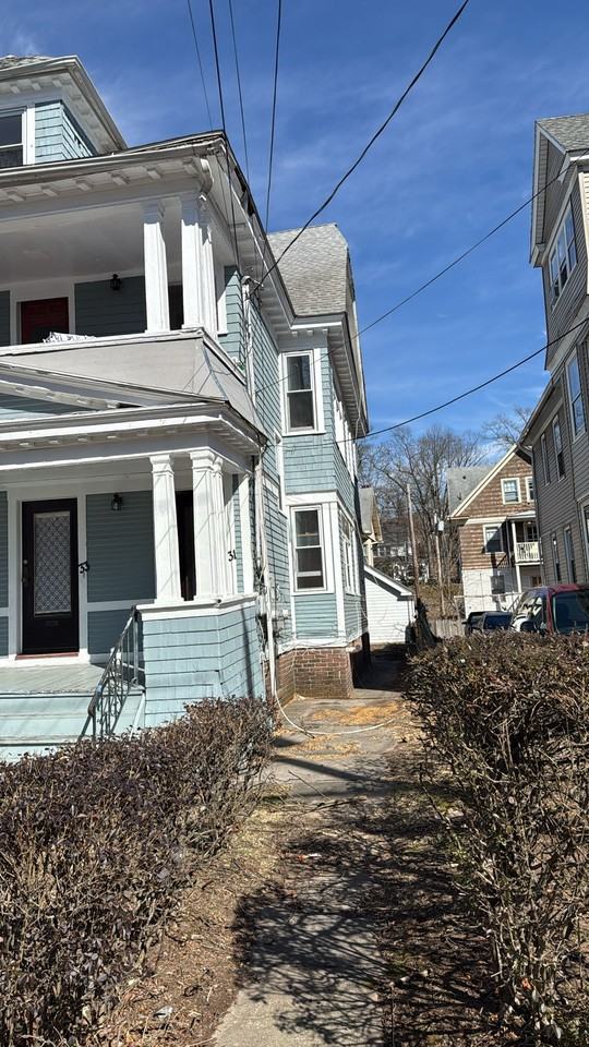 31 Blake St #2 - Photo 2 of 14