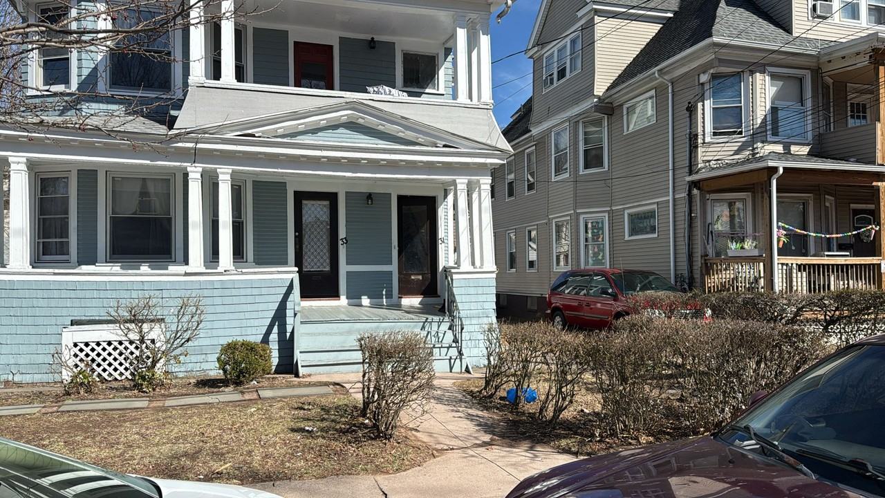 31 Blake St #2 - Photo 5 of 14
