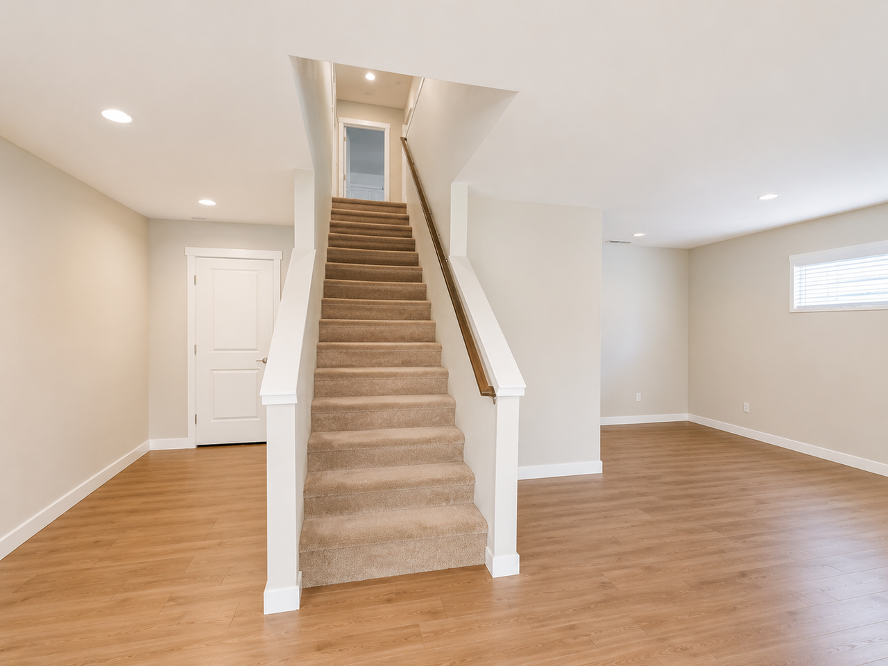 6305 84th Ave Ne - Photo 4 of 10