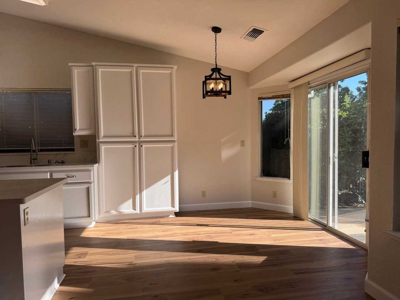 1613 Steinbeck Dr - Photo 7 of 19