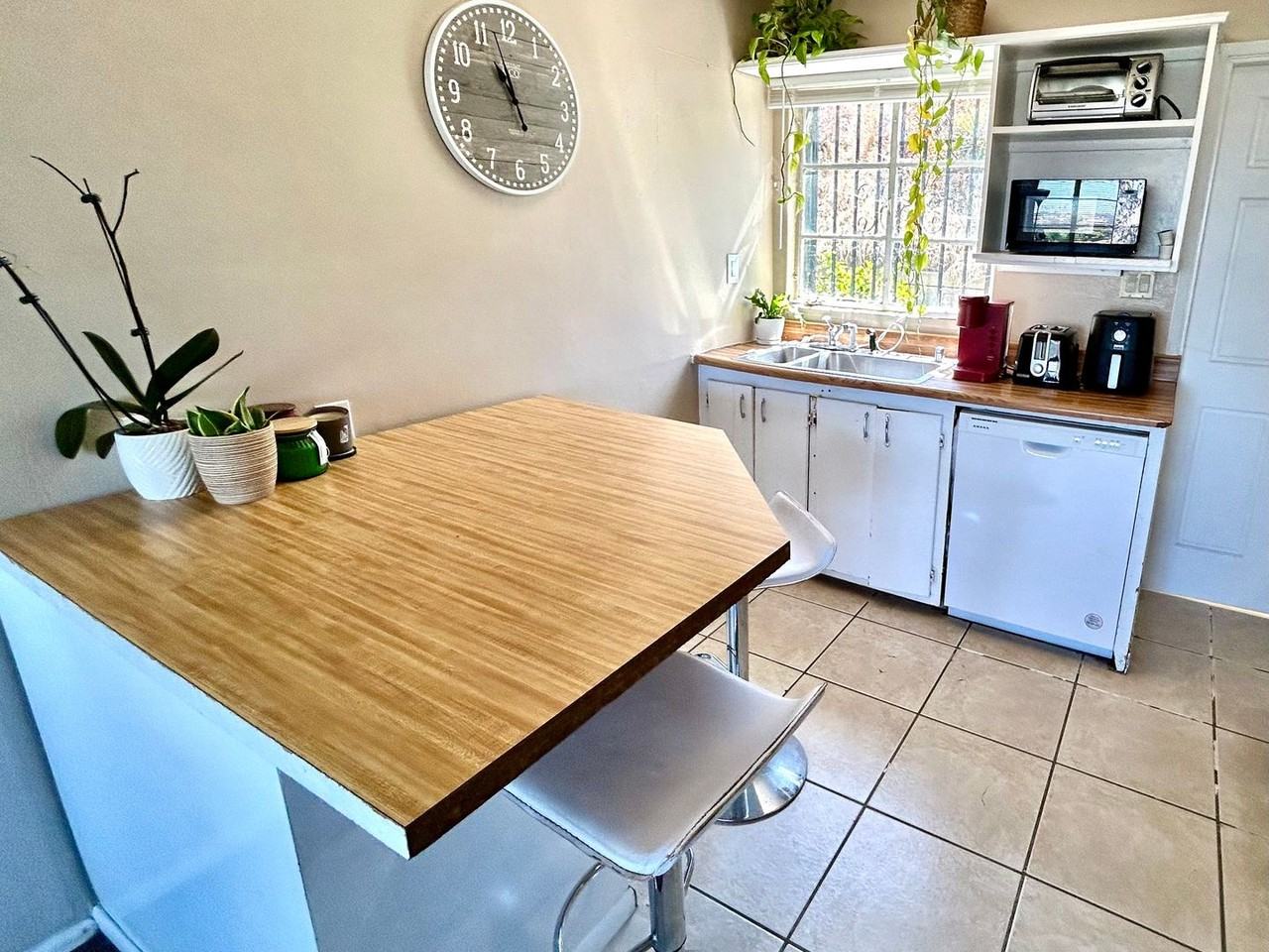5440 Mcgann Dr - Photo 6 of 12