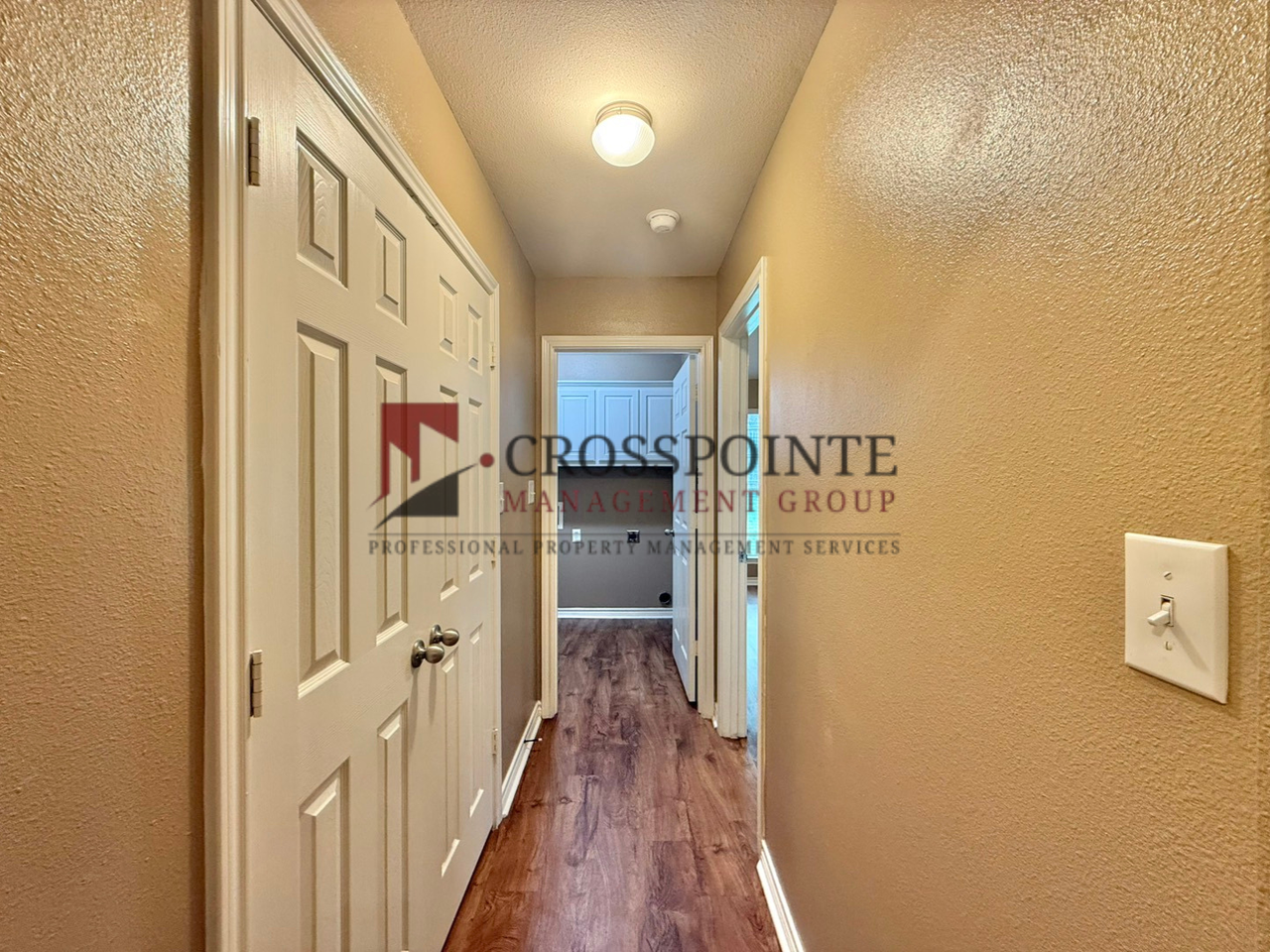 15919 Brittain Ct - Photo 4 of 29