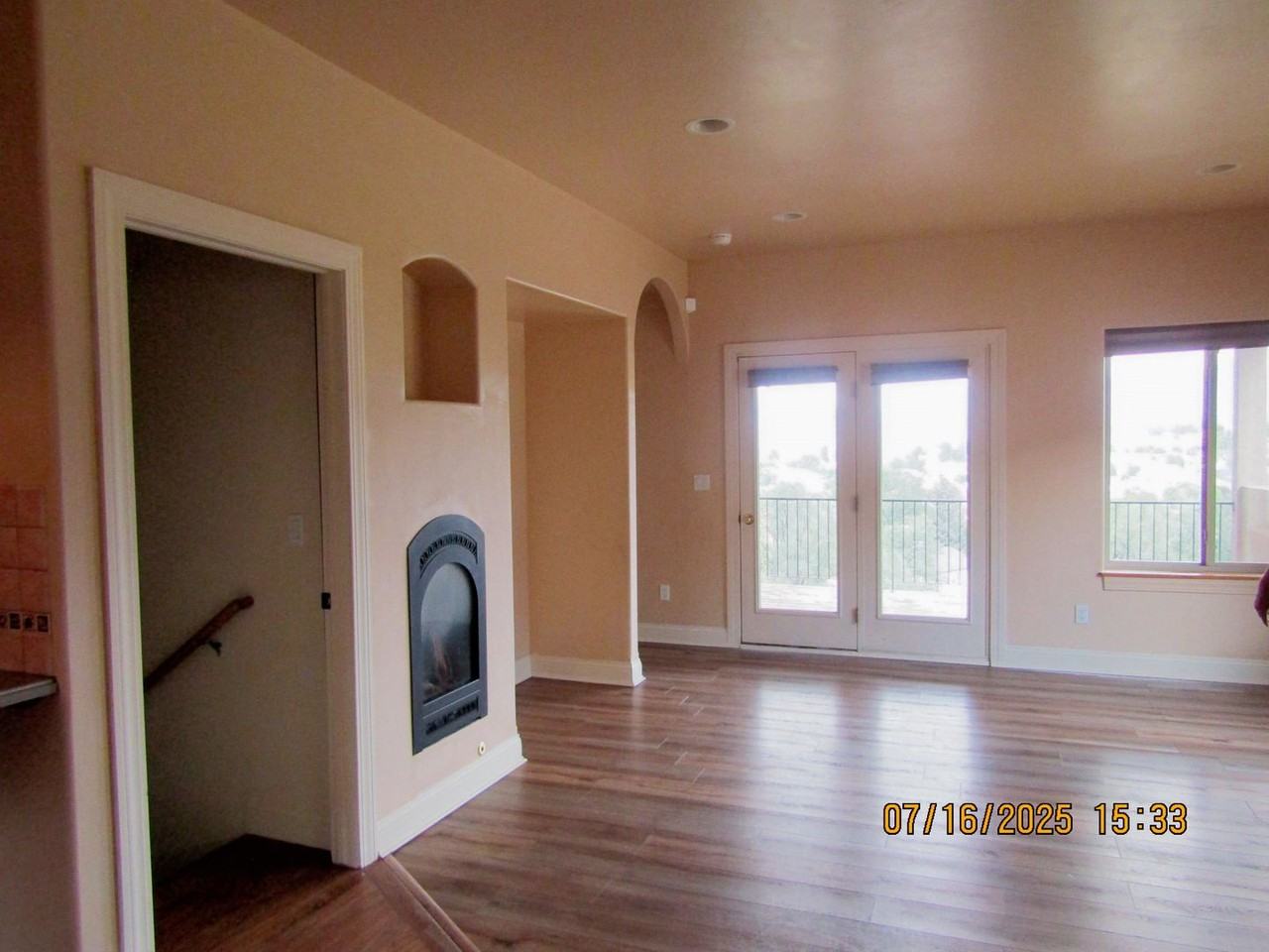 1417 Fir Ct - Photo 3 of 20