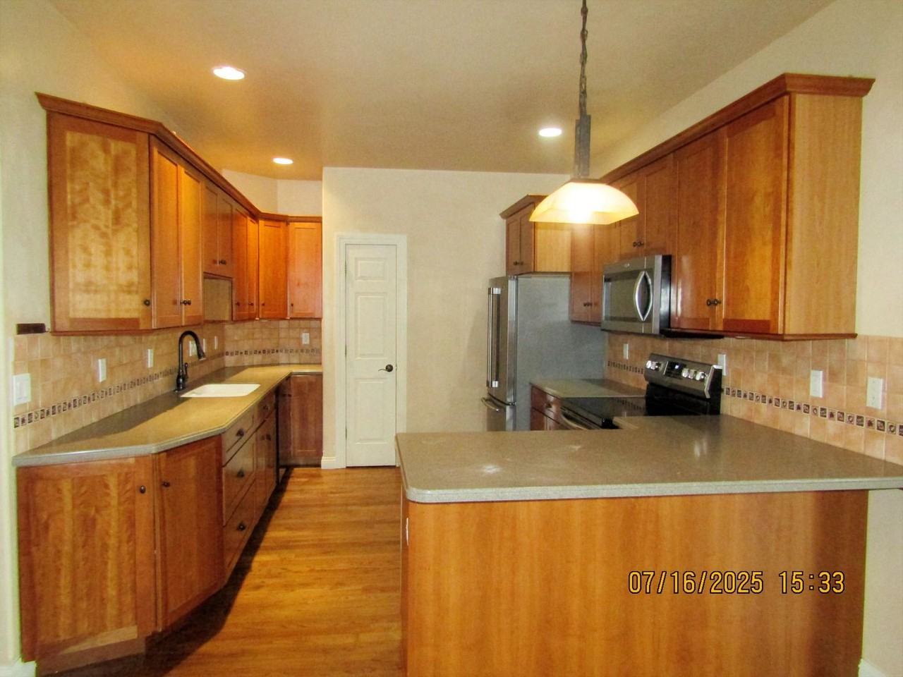 1417 Fir Ct - Photo 5 of 20