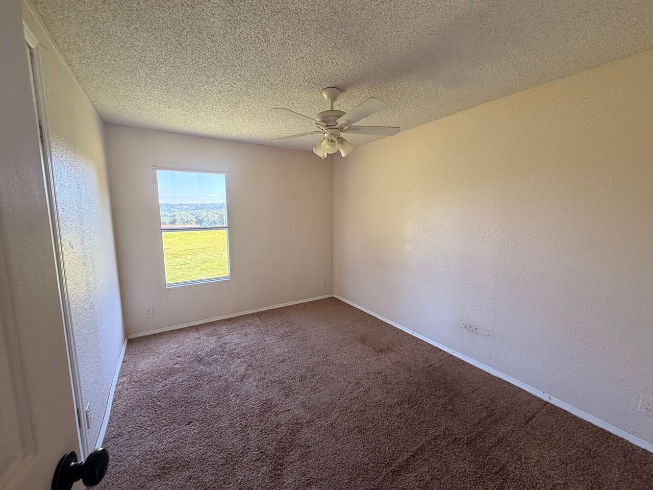 460 Crow Mountain Rd - Photo 2 of 10