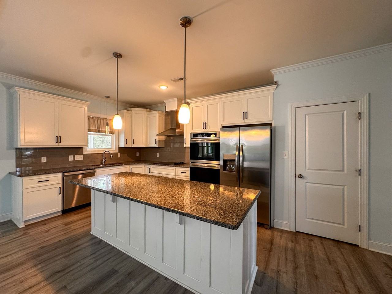 36 Micahs Way N - Photo 7 of 37