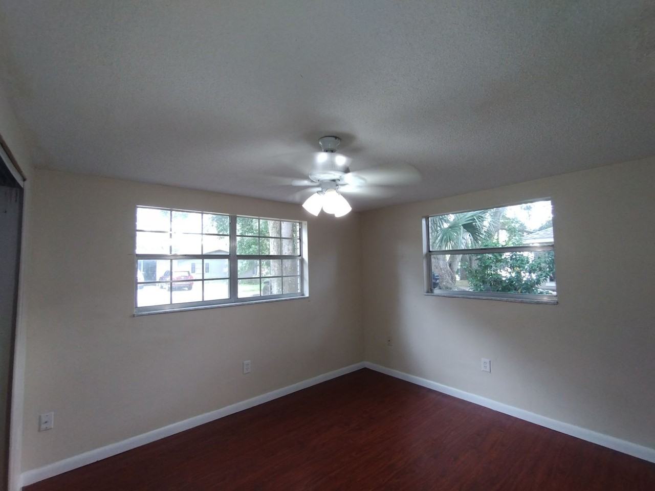 7013 Green St - Photo 3 of 8