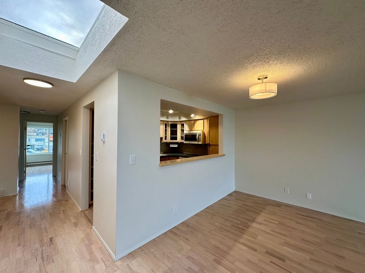 600 S State St #407 - Photo 4 of 27