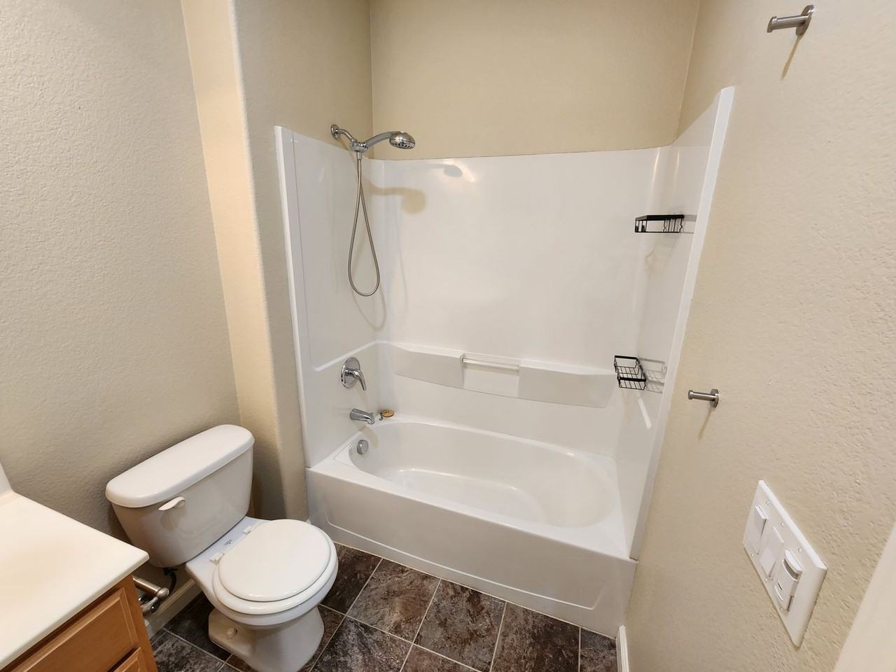 936 Haycastle Ct - Photo 7 of 38
